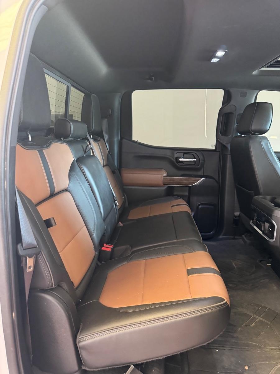 Chevrolet Silverado 1500 LTD 4WD Crew Cab 147" High Country 2022