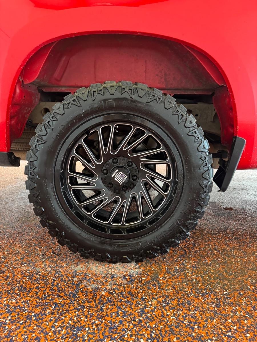 Chevrolet Silverado 1500 4WD Crew Cab 147" LT 2020