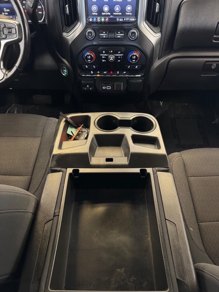 Chevrolet Silverado 1500 4WD Crew Cab 147" LT 2020