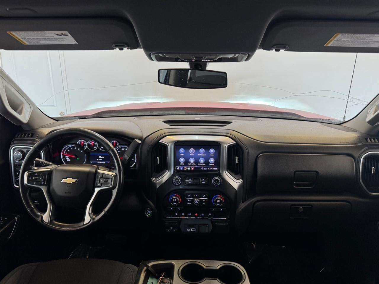 Chevrolet Silverado 1500 4WD Crew Cab 147" LT 2020
