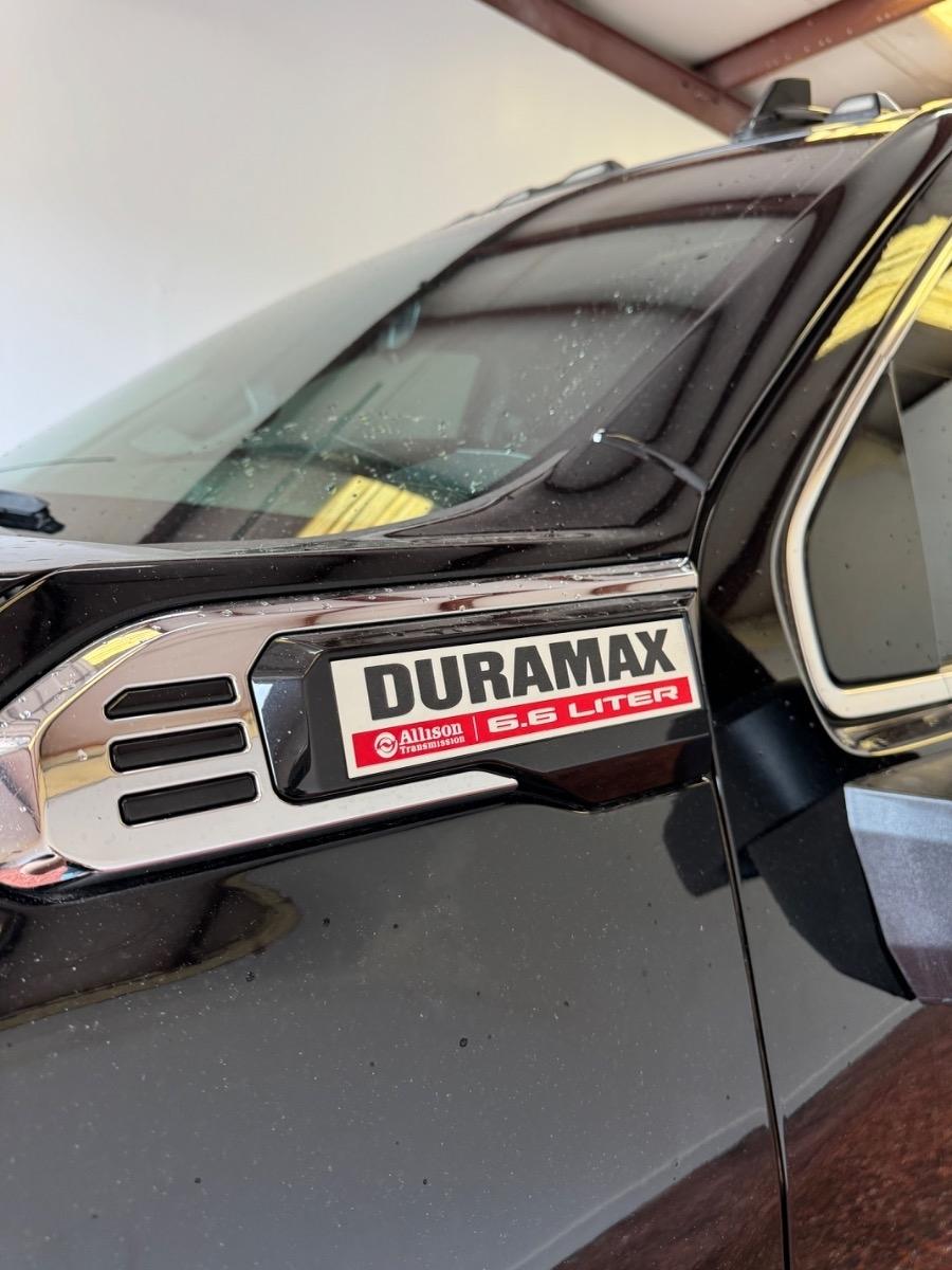 GMC Sierra 3500HD 4WD Crew Cab 172" Denali 2024