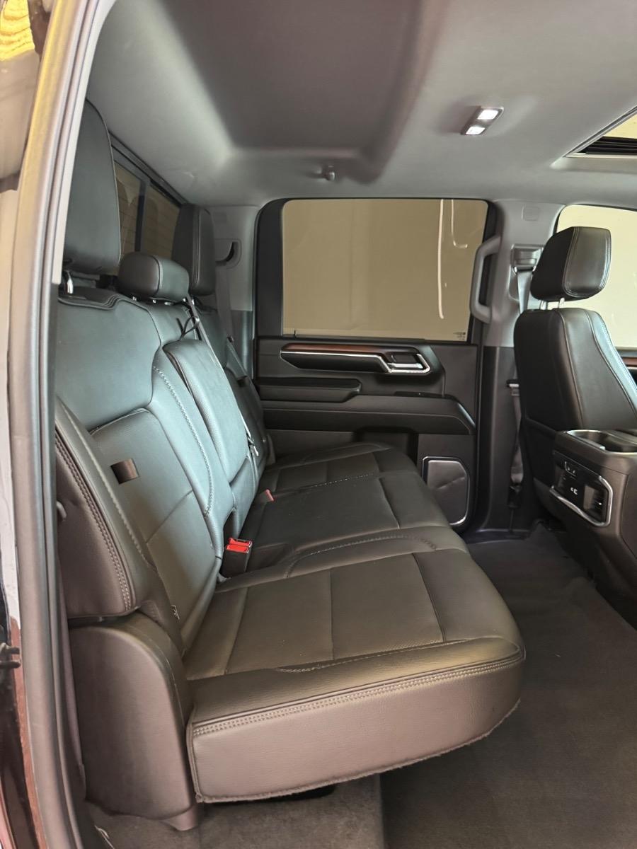 GMC Sierra 3500HD 4WD Crew Cab 172" Denali 2024