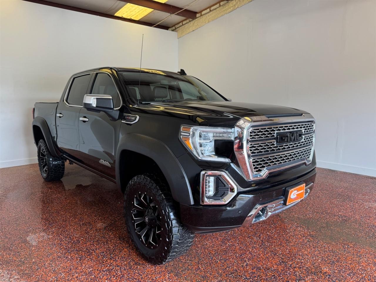 GMC Sierra 1500 4WD Crew Cab 147" Denali 2019