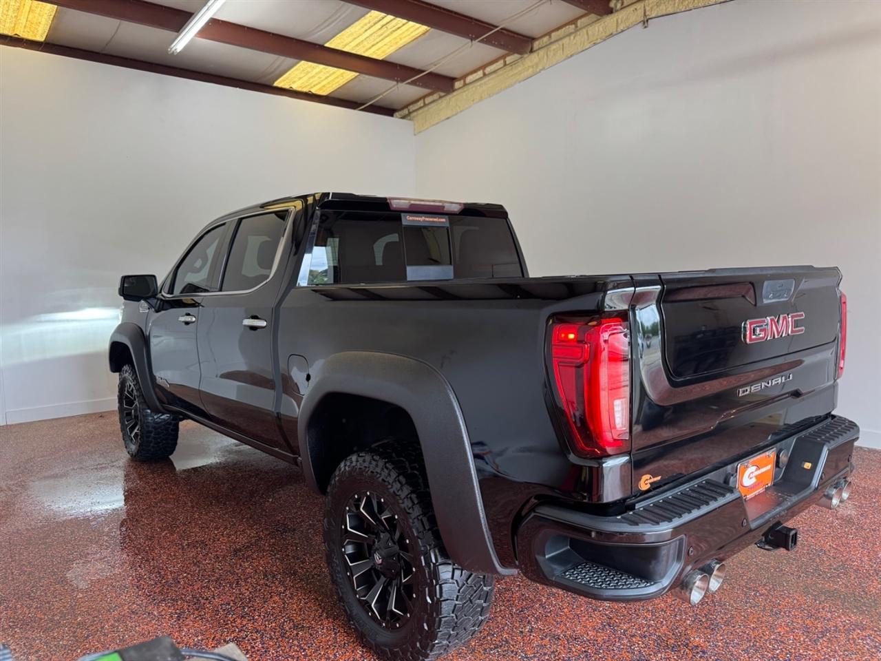 GMC Sierra 1500 4WD Crew Cab 147" Denali 2019