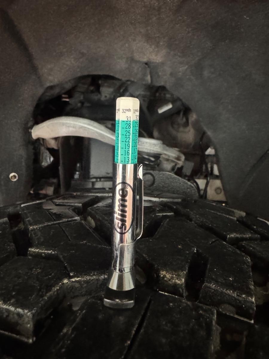 GMC Sierra 1500 4WD Crew Cab 147" Denali 2019