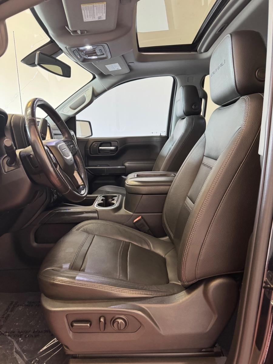 GMC Sierra 1500 4WD Crew Cab 147" Denali 2019