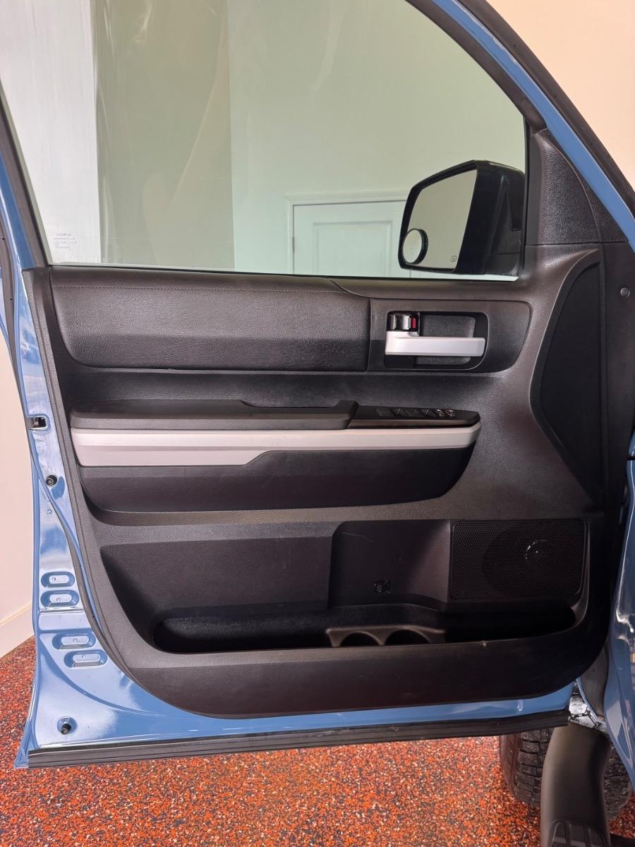 Toyota Tundra 2WD 1794 Edition CrewMax 5.5' Bed 5.7L (Natl) 2019