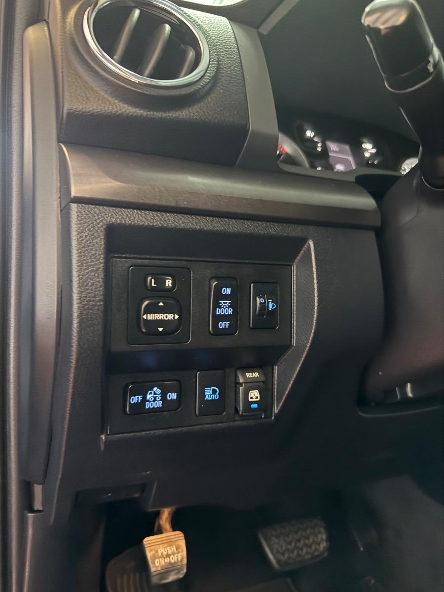 Toyota Tundra 2WD 1794 Edition CrewMax 5.5' Bed 5.7L (Natl) 2019