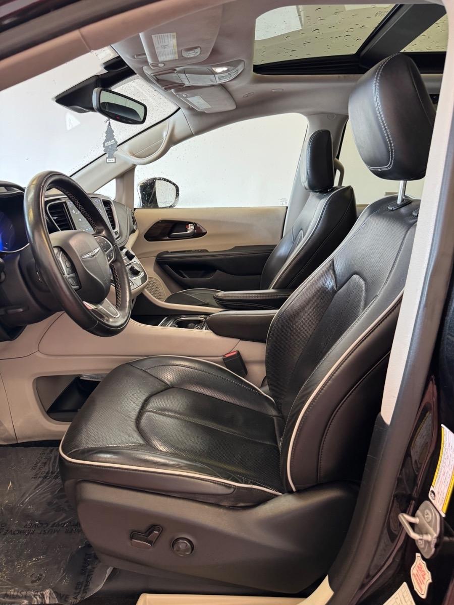 Chrysler Pacifica Limited FWD 2022