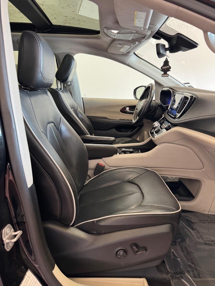 Chrysler Pacifica Limited FWD 2022