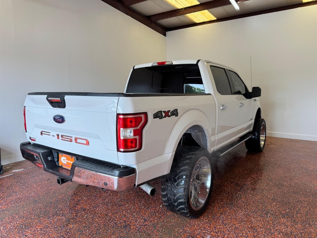 Ford F-150 XLT SuperCrew 4WD 2020