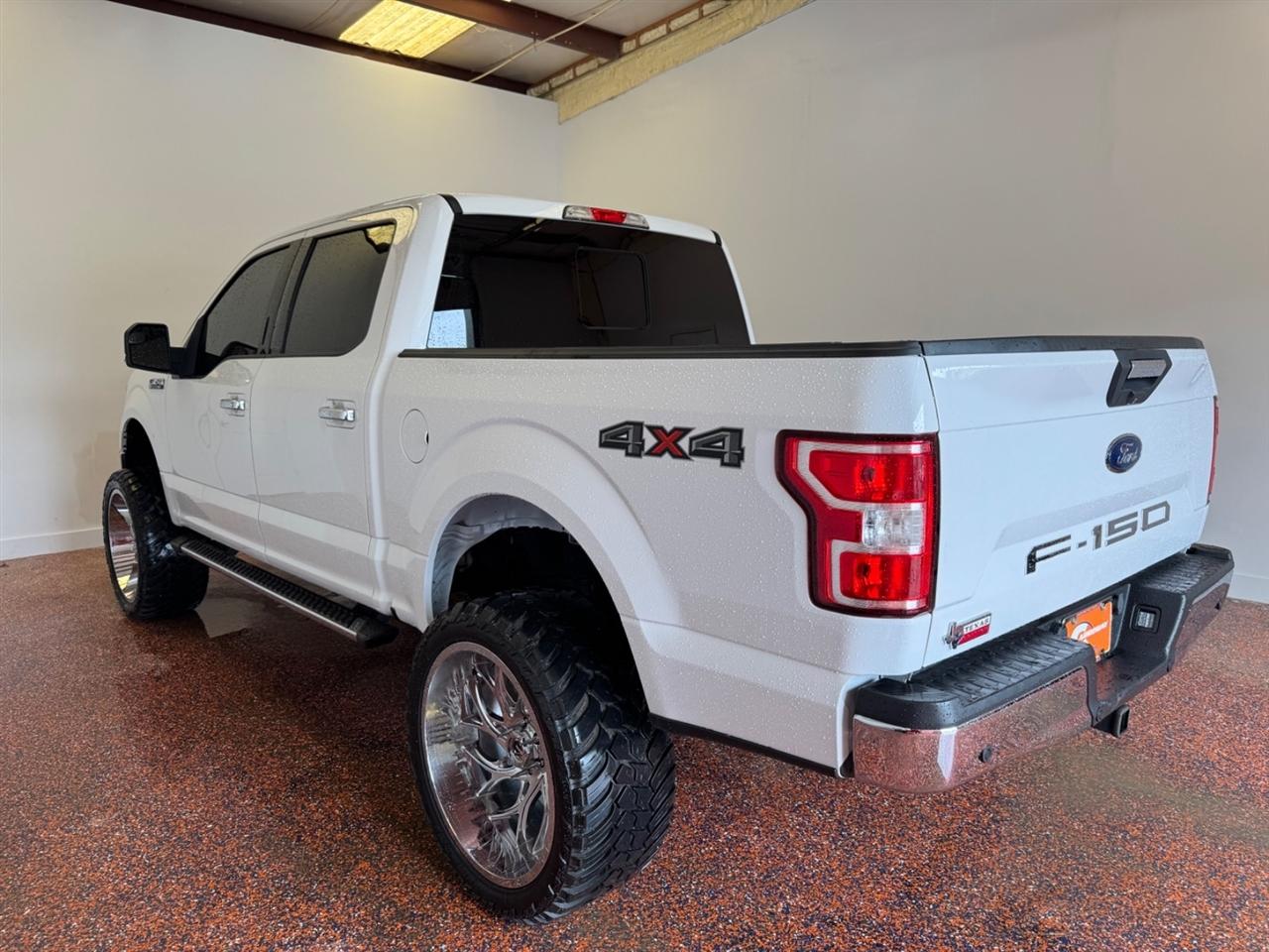 Ford F-150 XLT SuperCrew 4WD 2020