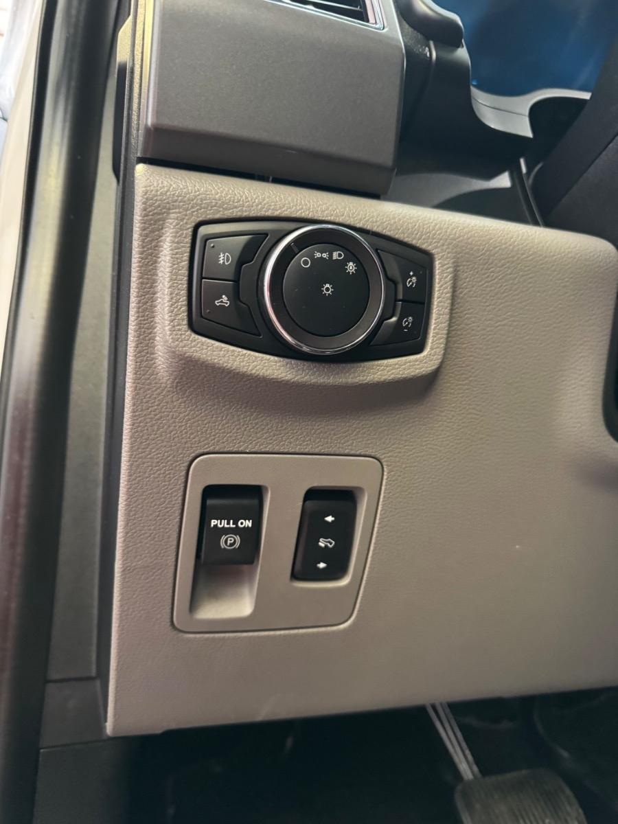 Ford F-150 XLT SuperCrew 4WD 2020