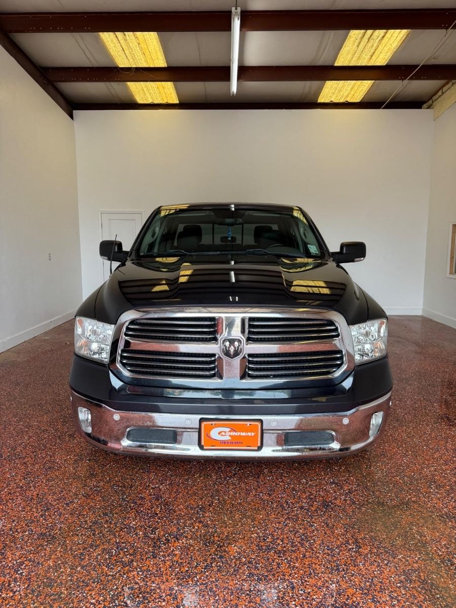 RAM 1500 Lone Star 4x2 Crew Cab 5'7" Box 2017
