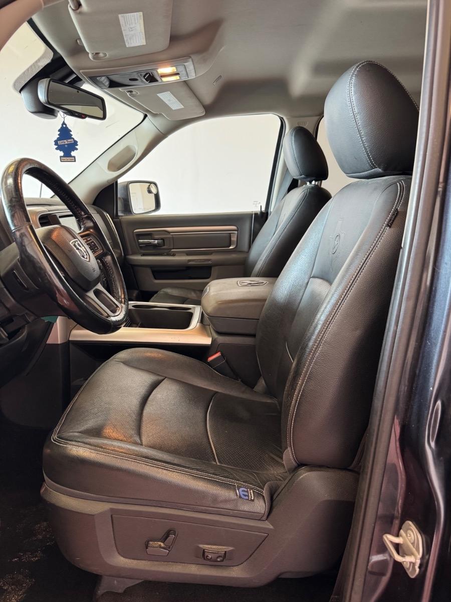 RAM 1500 Lone Star 4x2 Crew Cab 5'7" Box 2017
