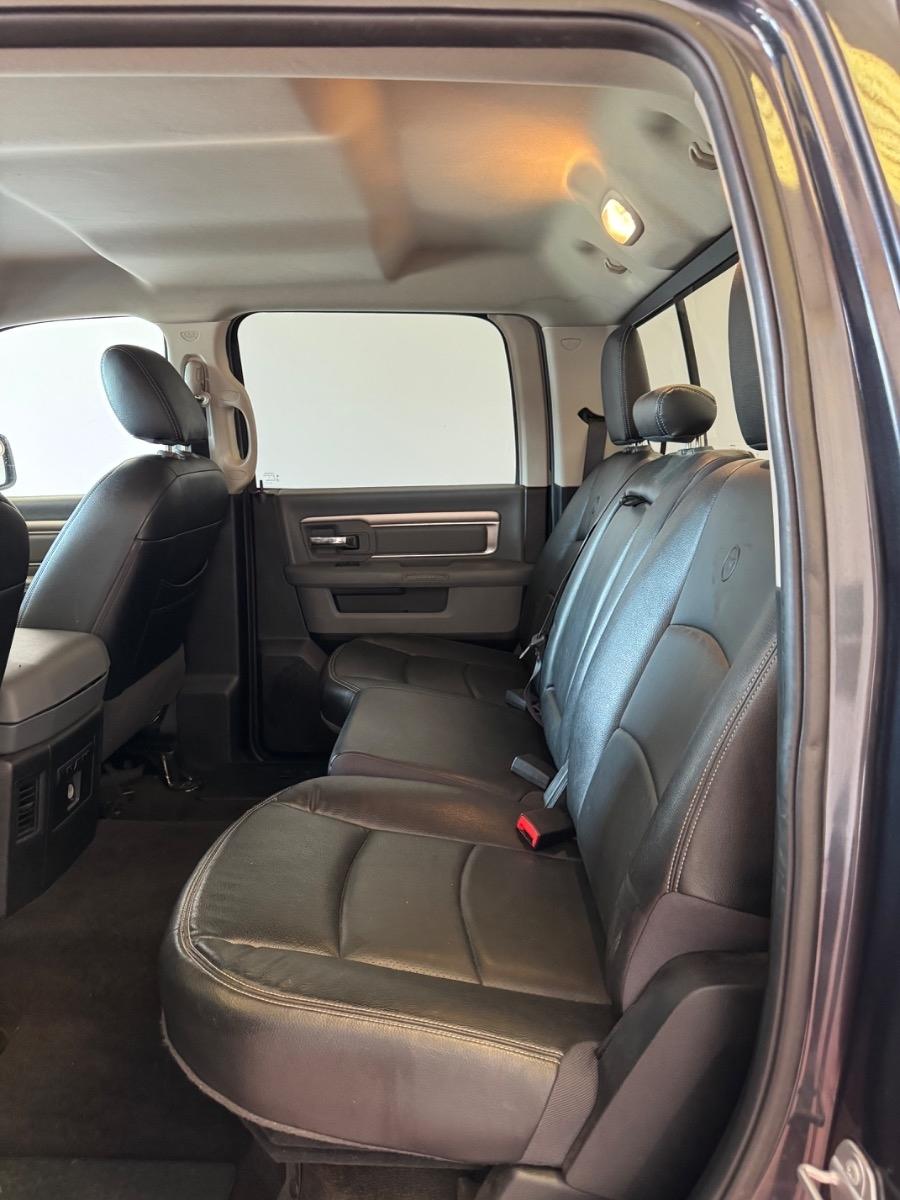 RAM 1500 Lone Star 4x2 Crew Cab 5'7" Box 2017