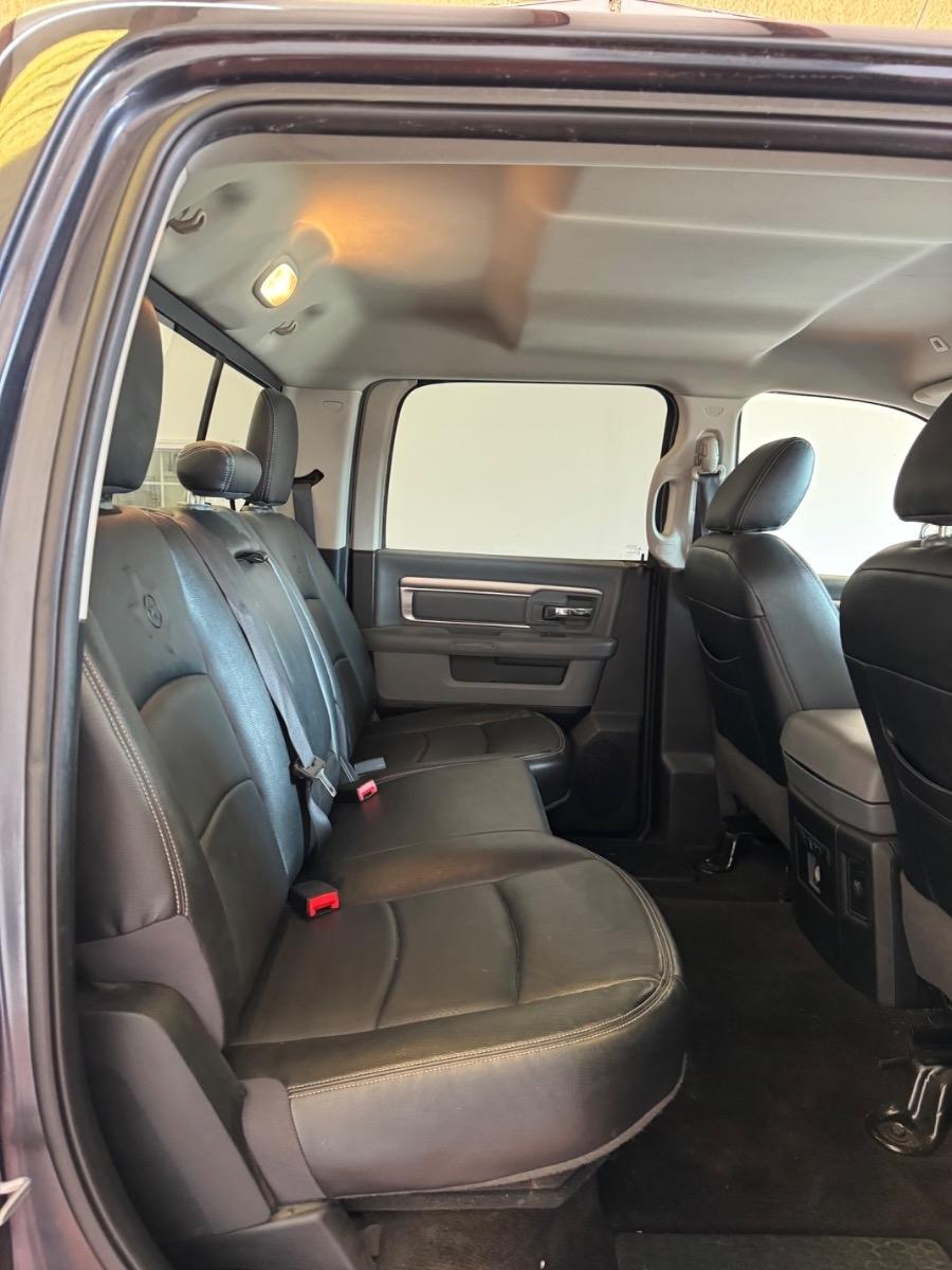 RAM 1500 Lone Star 4x2 Crew Cab 5'7" Box 2017