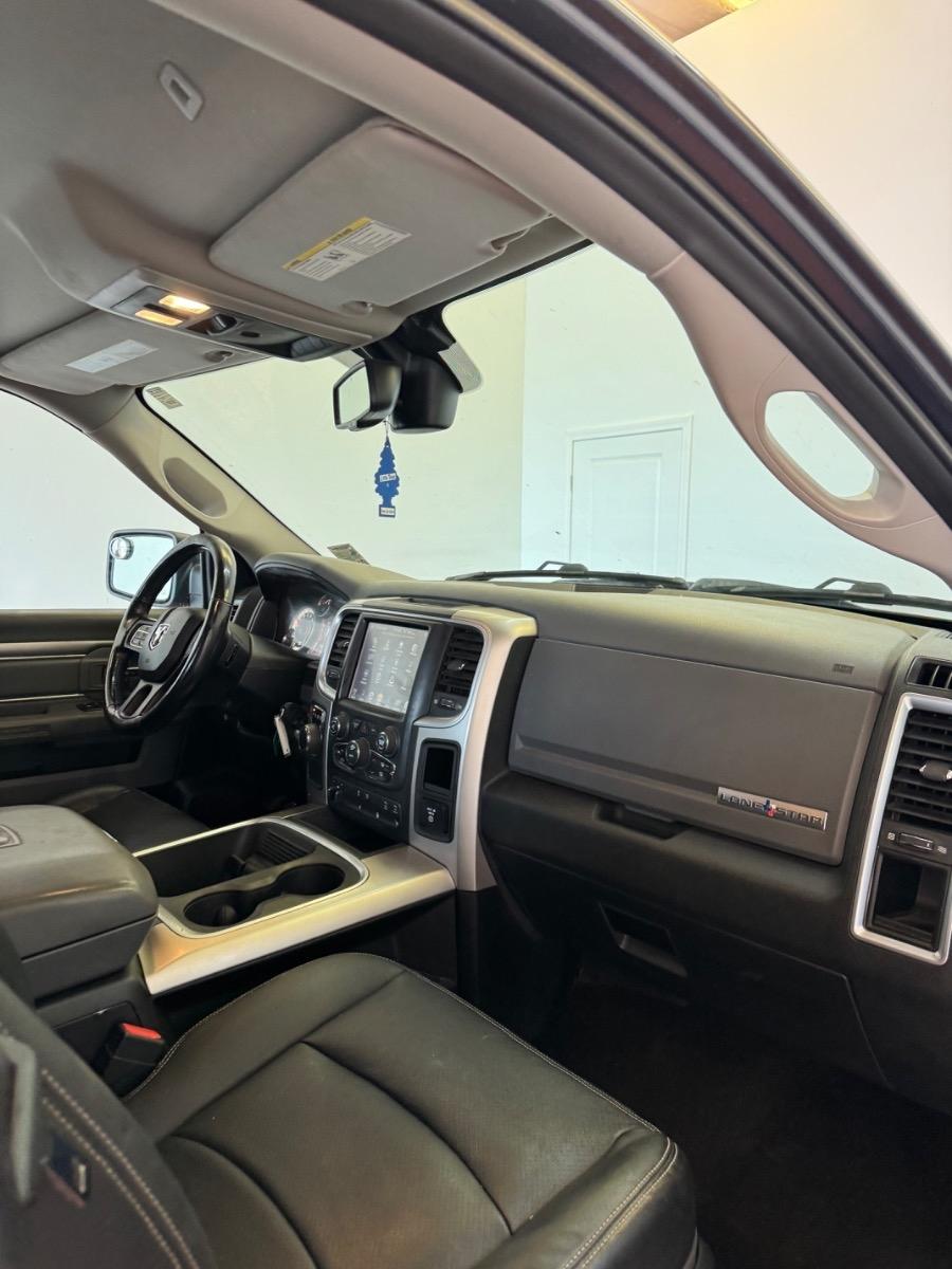 RAM 1500 Lone Star 4x2 Crew Cab 5'7" Box 2017