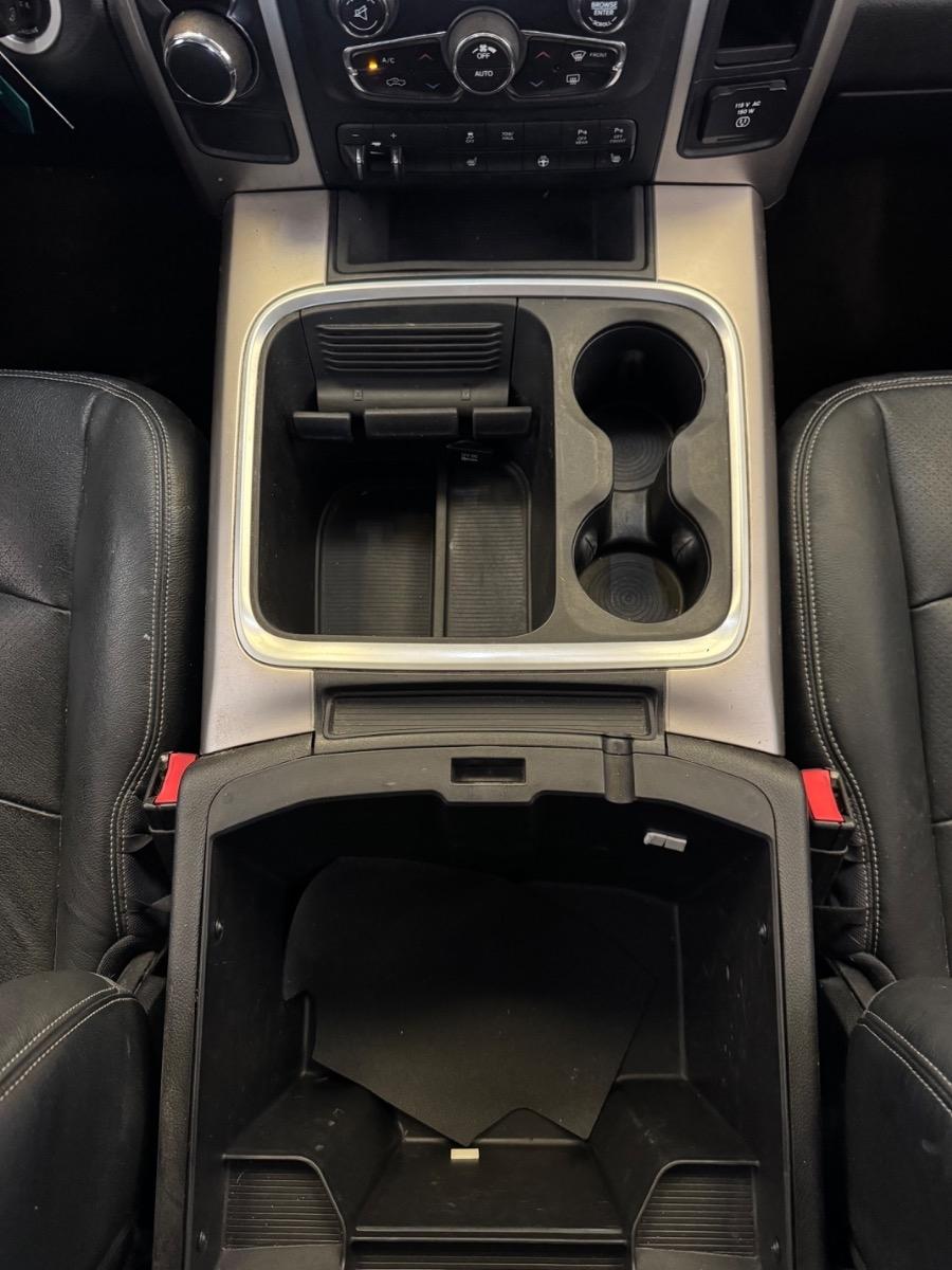 RAM 1500 Lone Star 4x2 Crew Cab 5'7" Box 2017