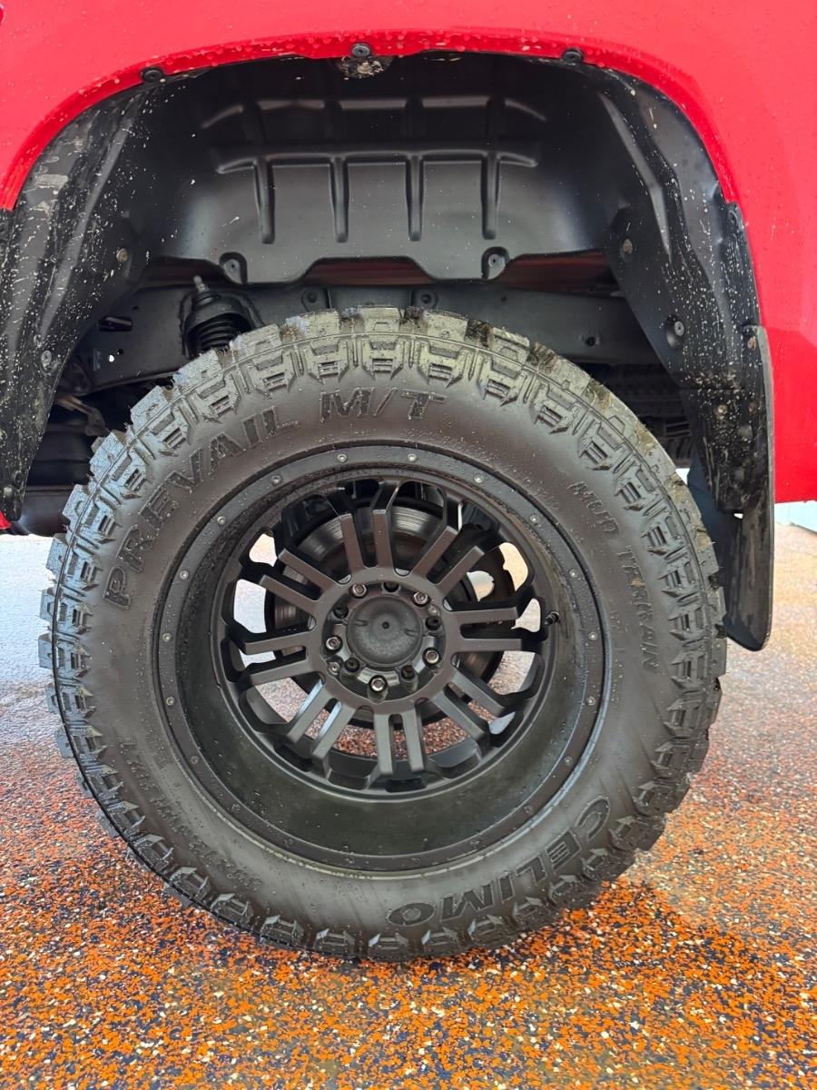 Toyota Tundra 2WD Truck Double Cab 4.6L V8 6-Spd AT SR (Natl) 2016