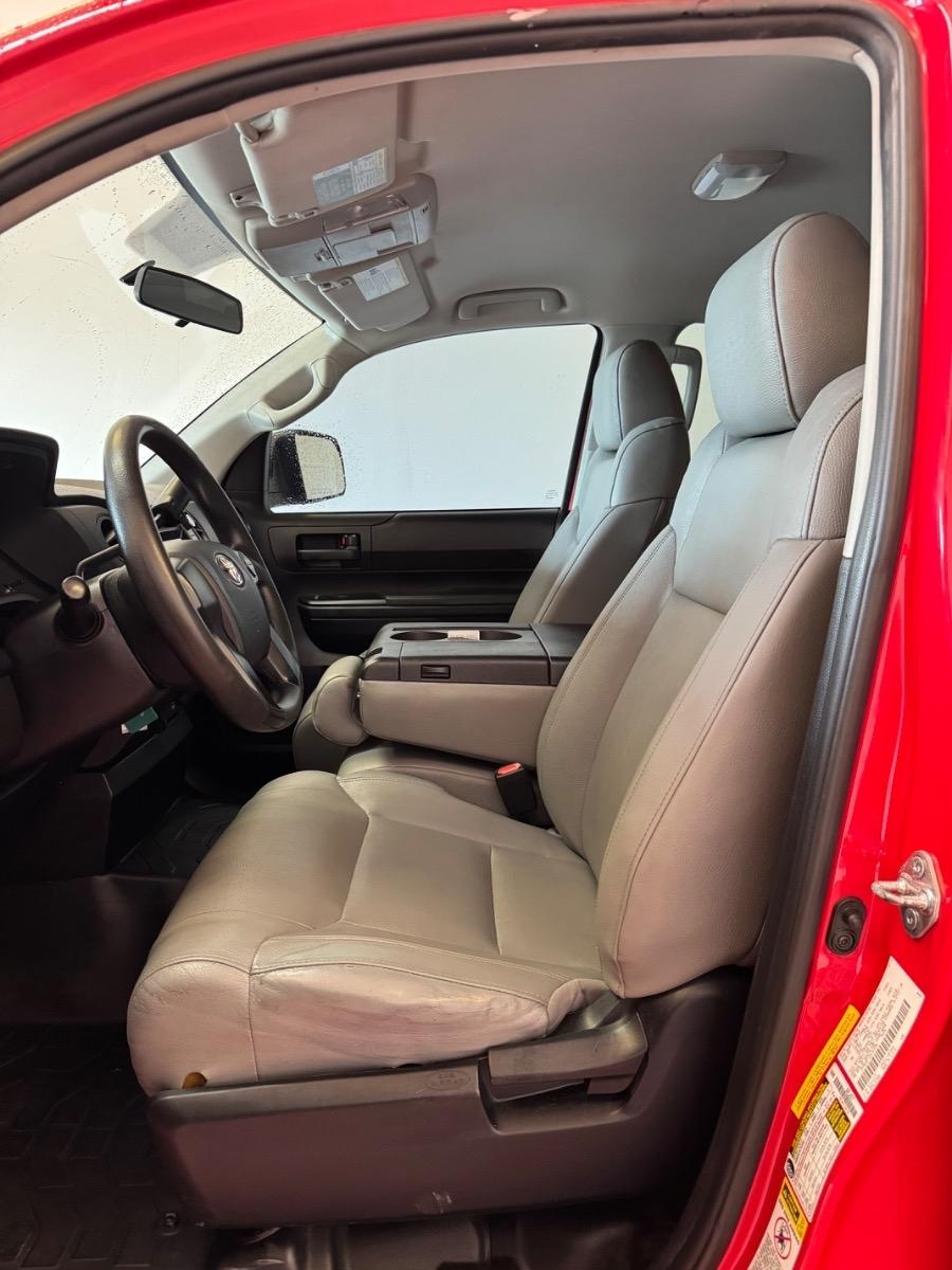 Toyota Tundra 2WD Truck Double Cab 4.6L V8 6-Spd AT SR (Natl) 2016