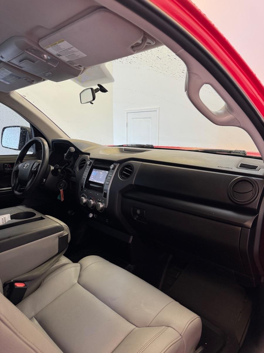 Toyota Tundra 2WD Truck Double Cab 4.6L V8 6-Spd AT SR (Natl) 2016