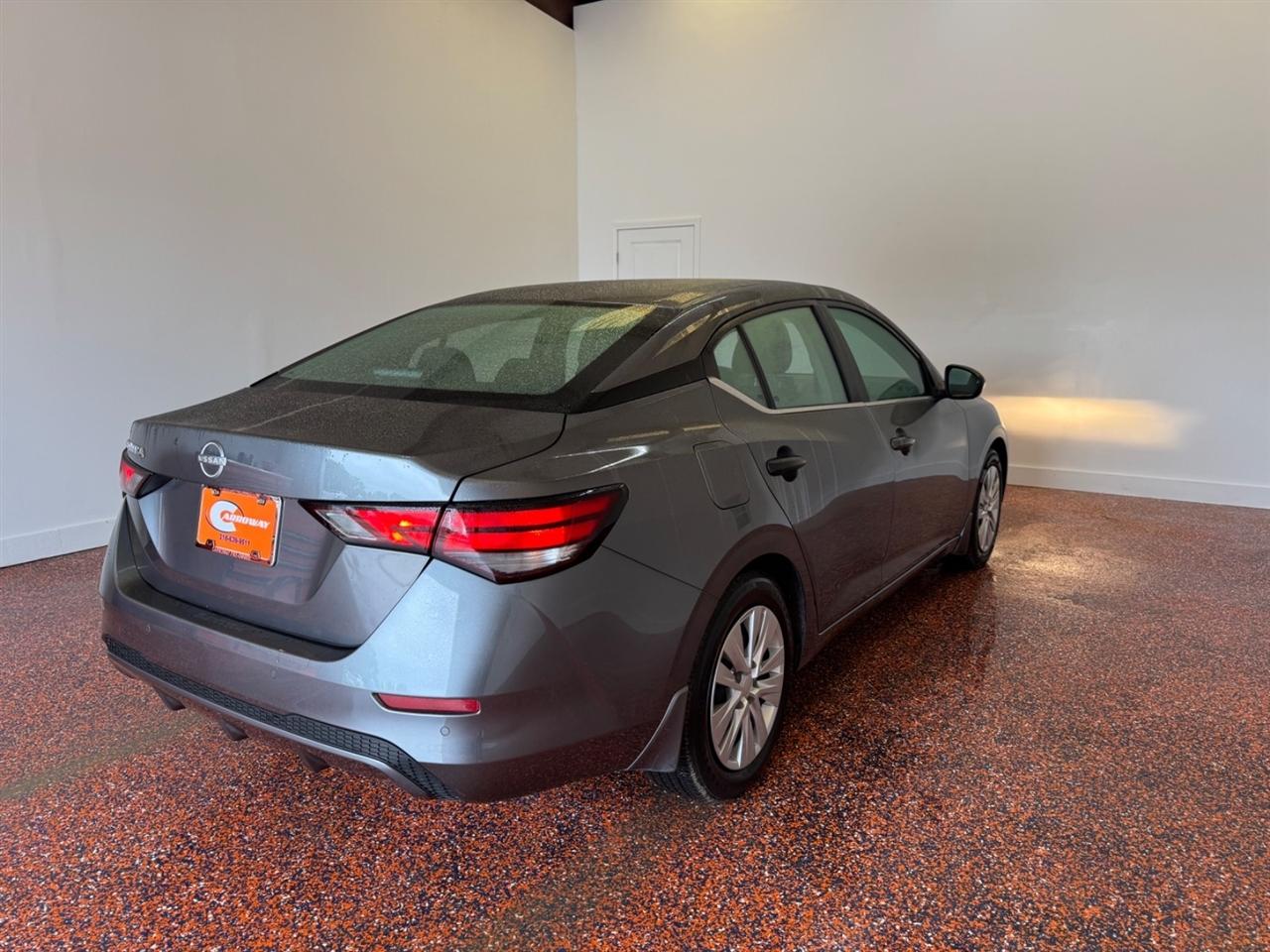 Nissan Sentra S CVT 2025