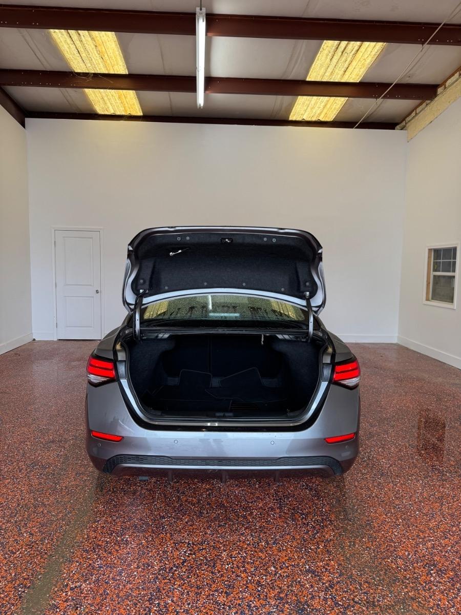 Nissan Sentra S CVT 2025