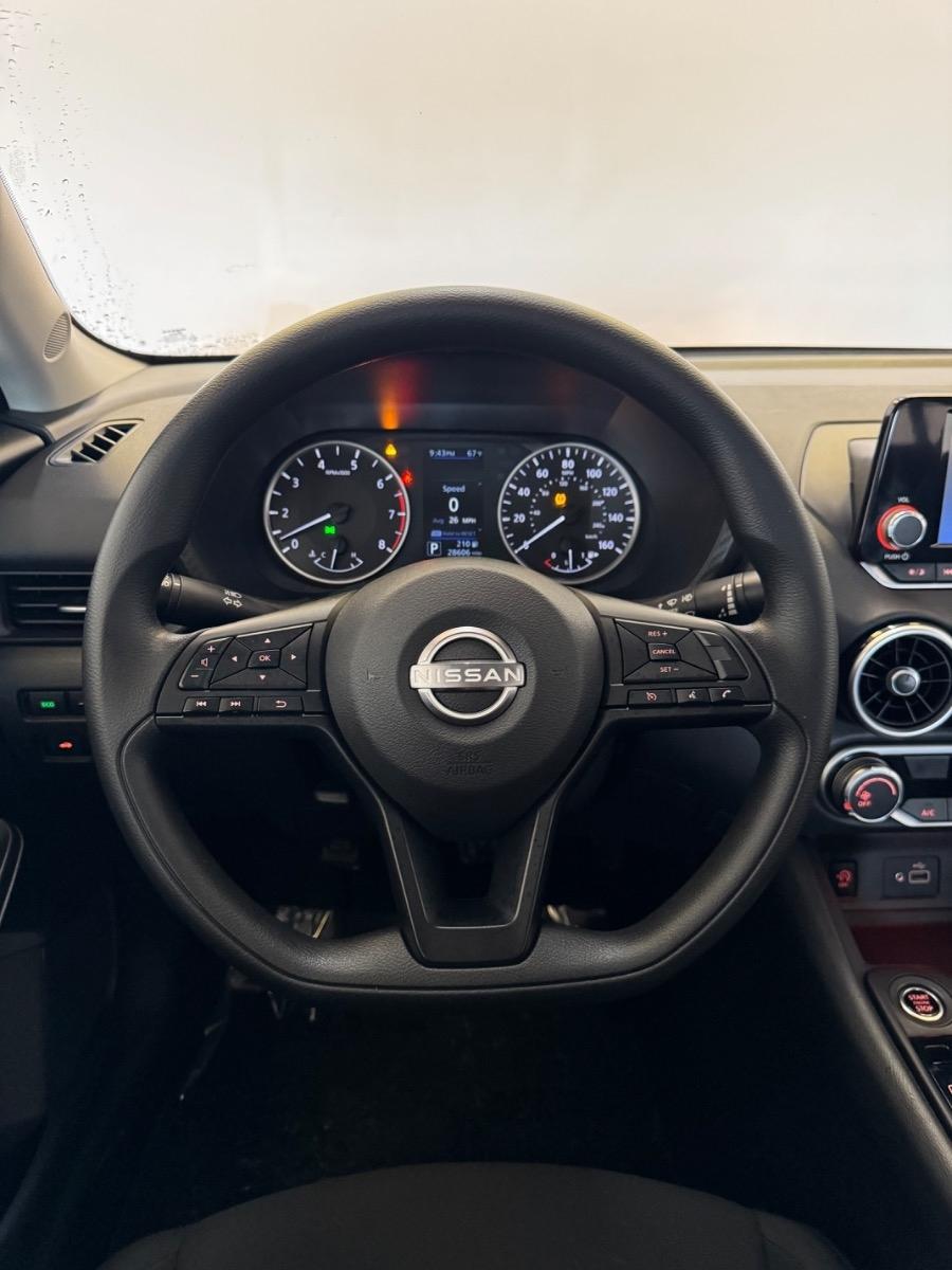 Nissan Sentra S CVT 2025