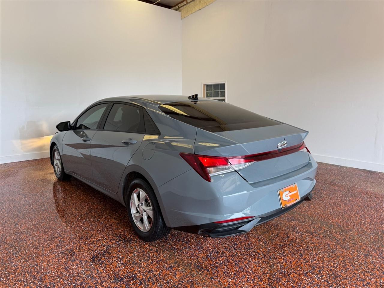 Hyundai Elantra SE IVT 2023