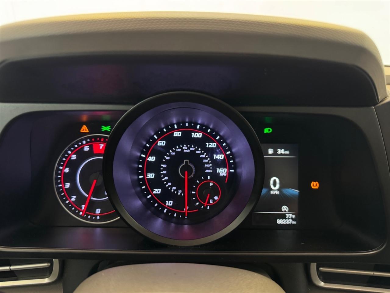 Hyundai Elantra SE IVT 2023