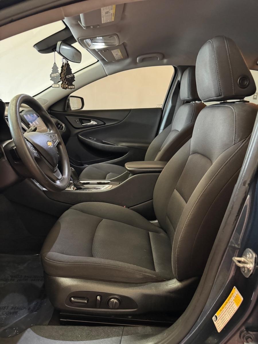 Chevrolet Malibu 4dr Sdn LT 2020