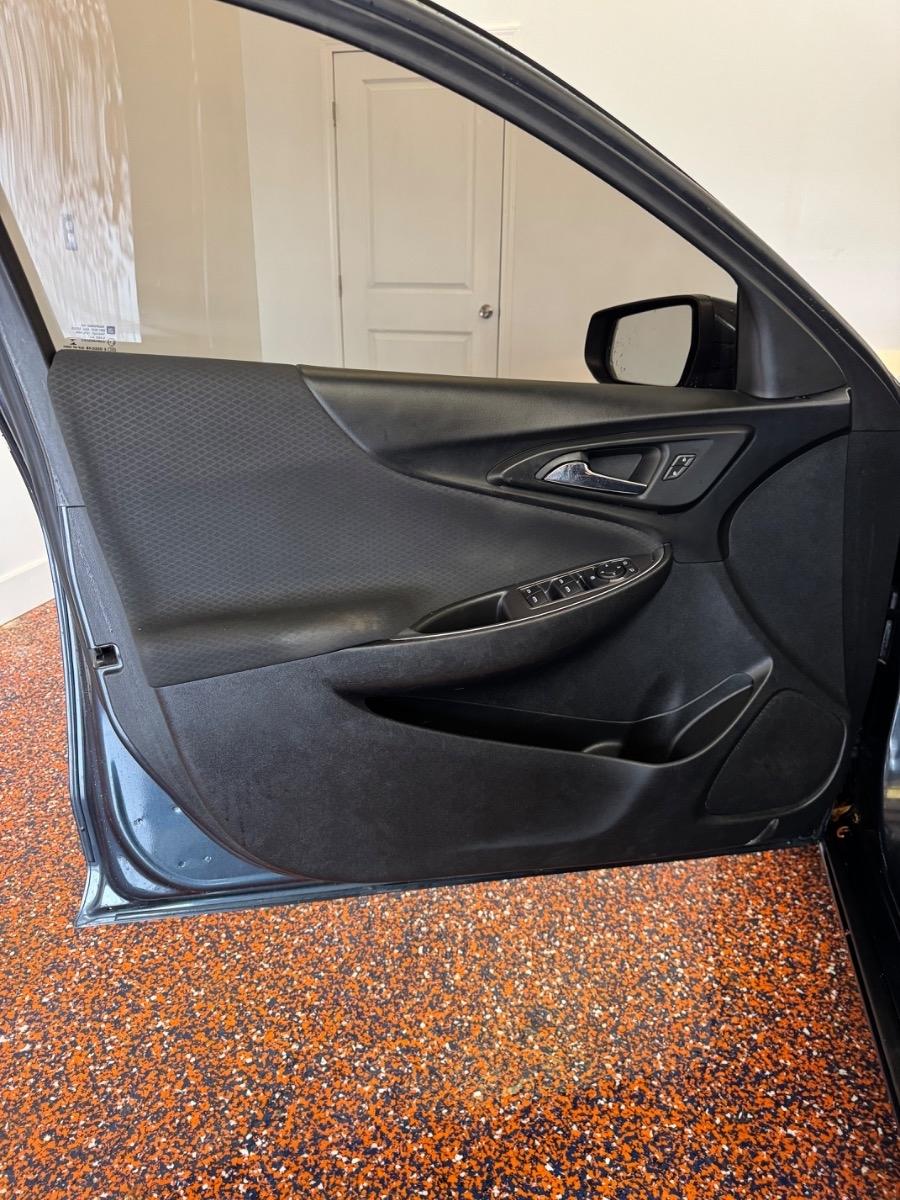 Chevrolet Malibu 4dr Sdn LT 2020