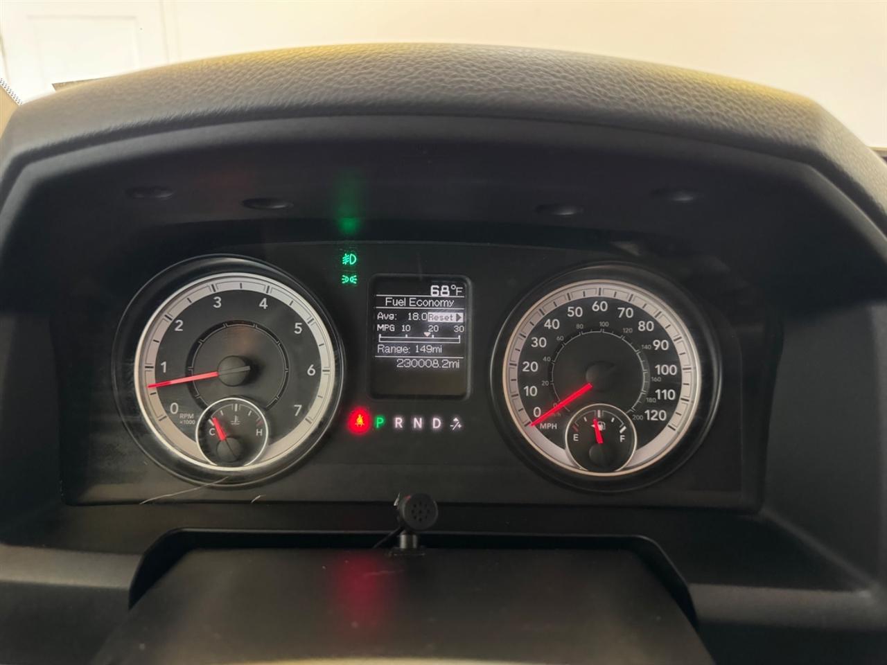 RAM 1500 2WD Crew Cab 140.5" Tradesman 2016