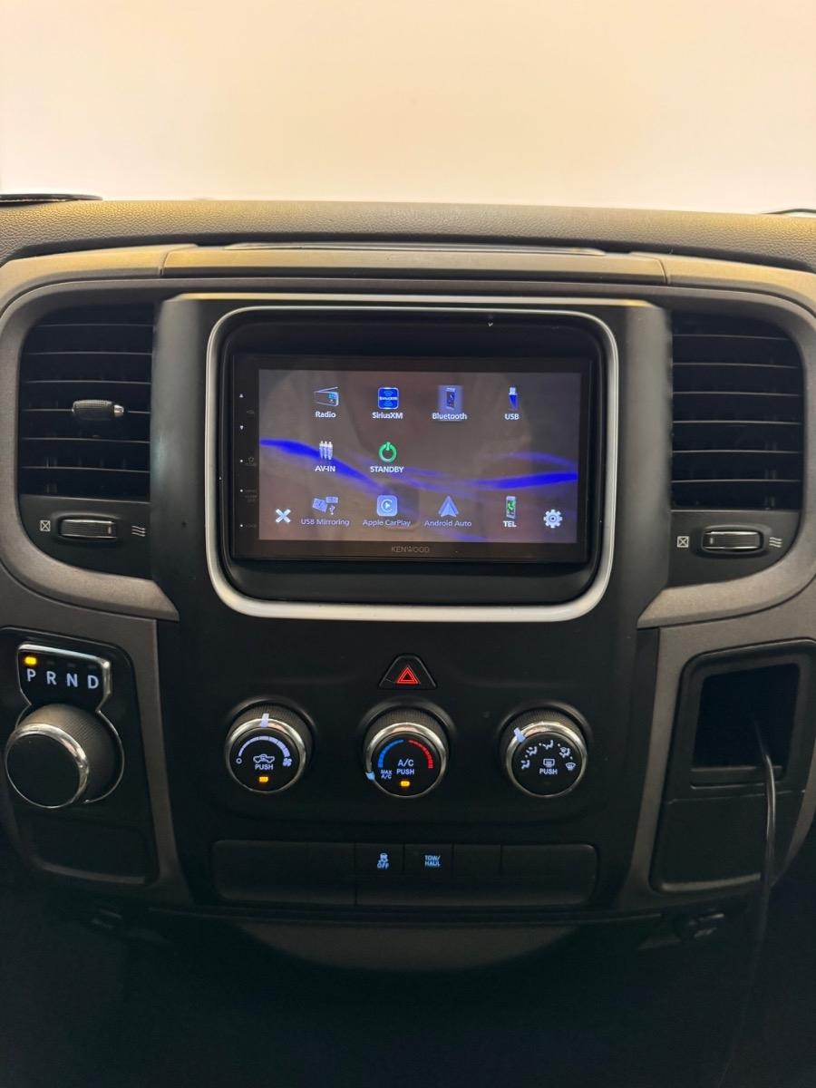 RAM 1500 2WD Crew Cab 140.5" Tradesman 2016