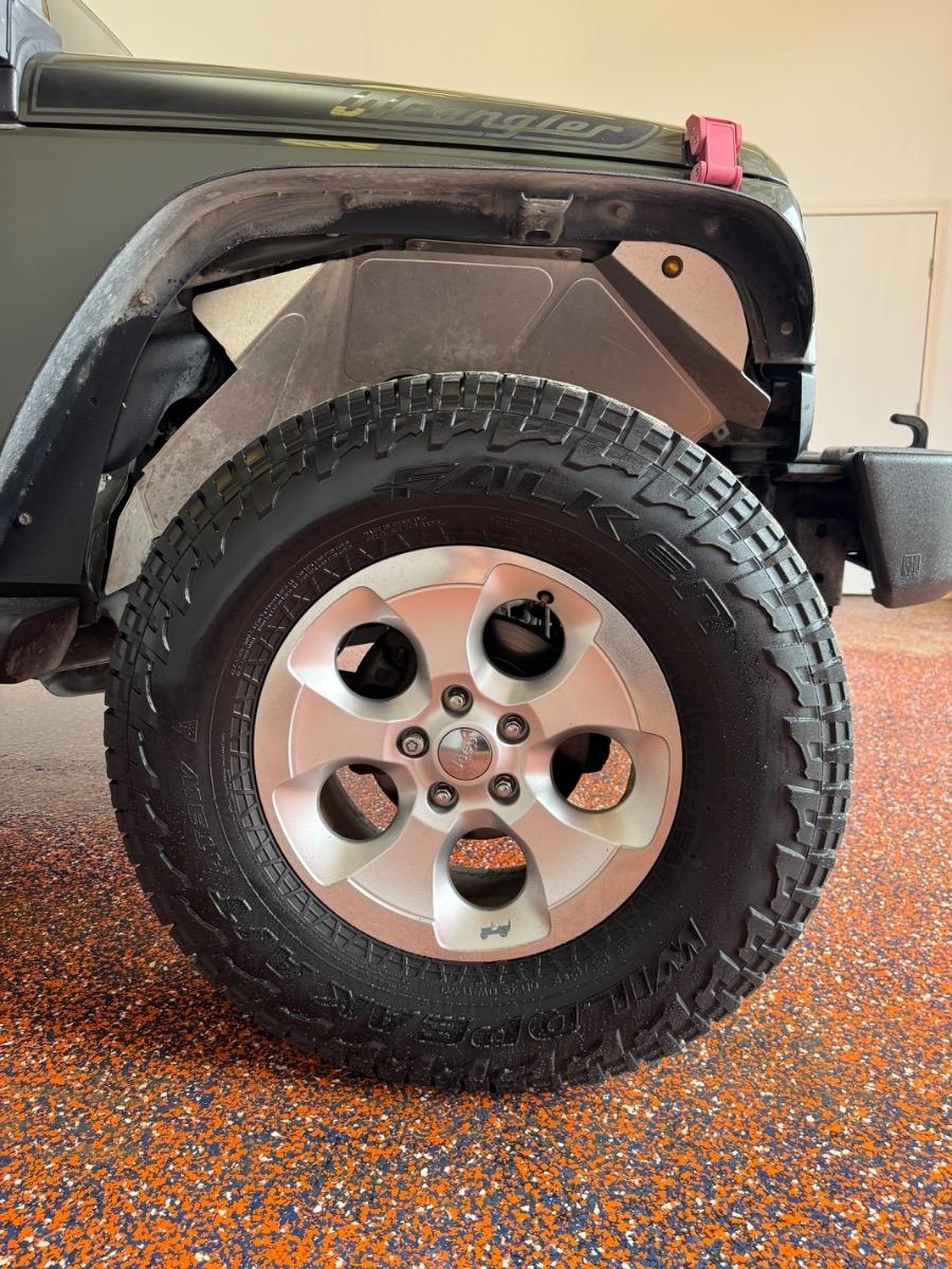Jeep Wrangler Unlimited 4WD 4dr Sport 2015