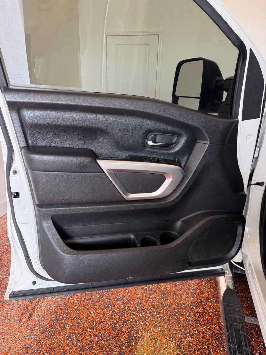Nissan Titan XD 4x4 Diesel Single Cab SV 2017