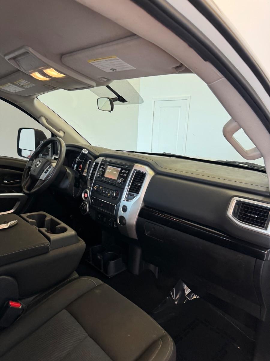 Nissan Titan XD 4x4 Diesel Single Cab SV 2017