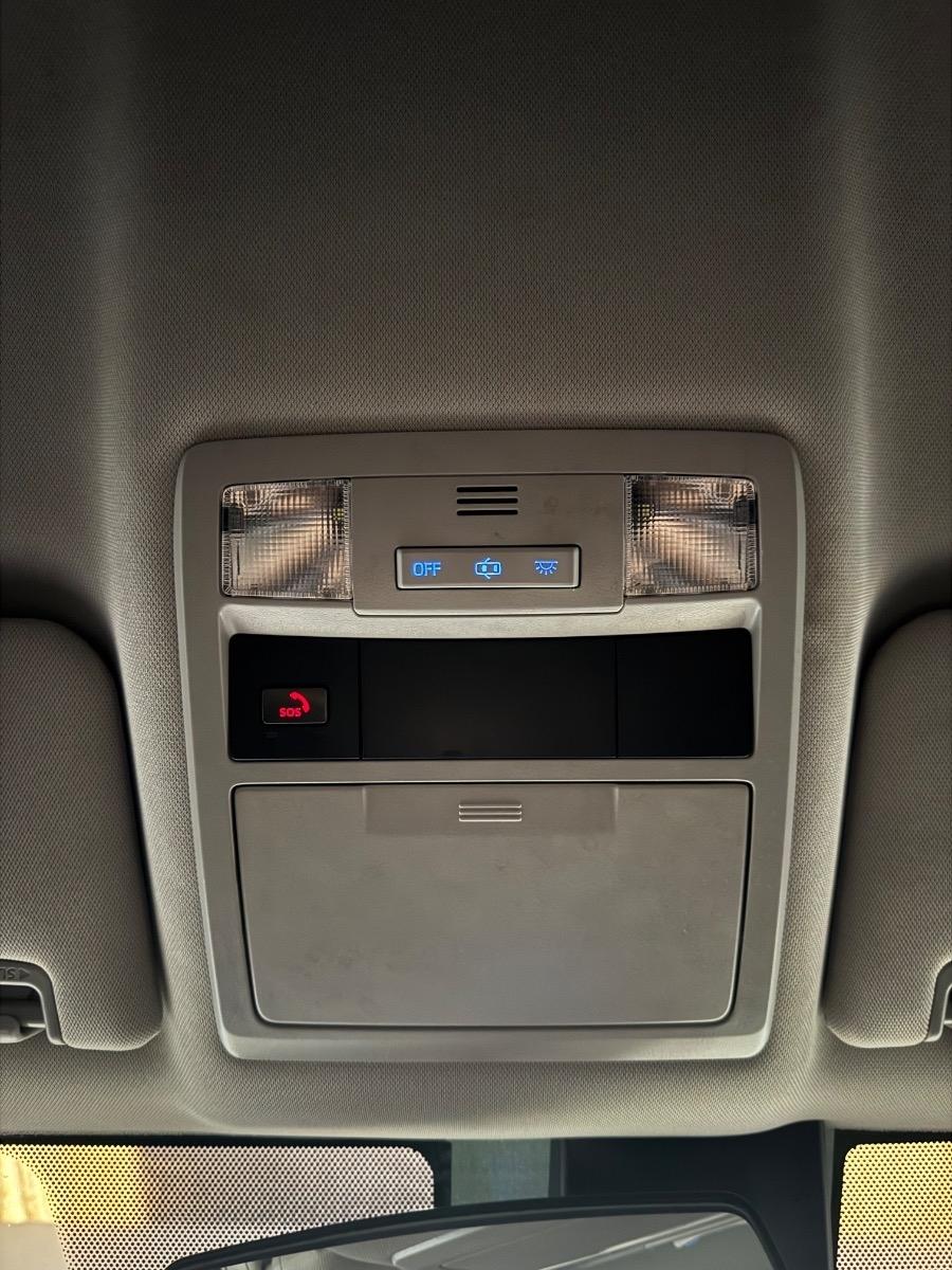 Toyota Tacoma 2WD SR Double Cab 5' Bed I4 AT (Natl) 2022
