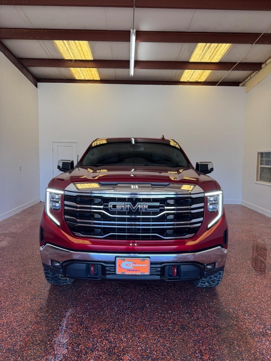 GMC Sierra 1500 4WD Crew Cab 147" SLT 2022