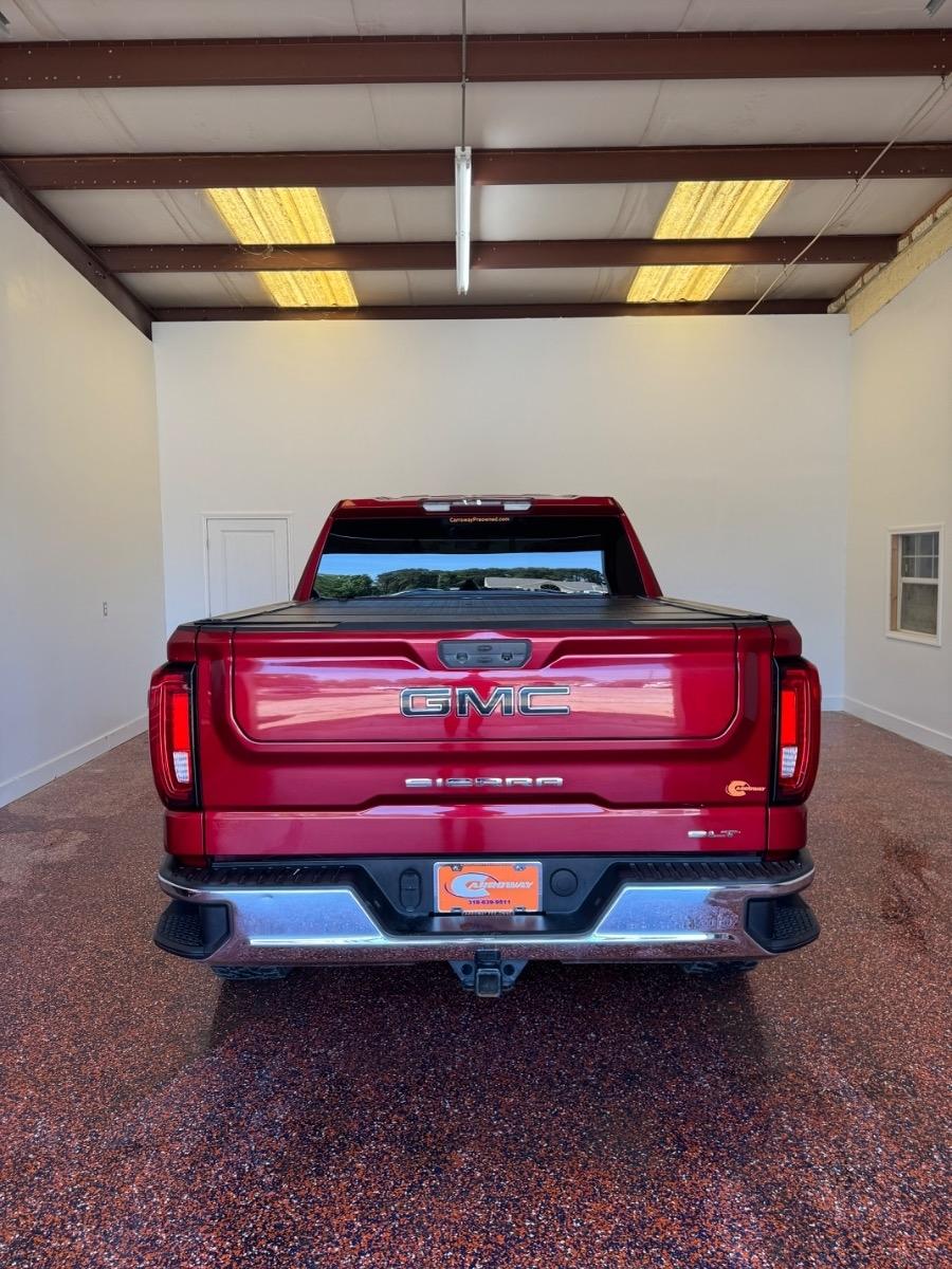 GMC Sierra 1500 4WD Crew Cab 147" SLT 2022