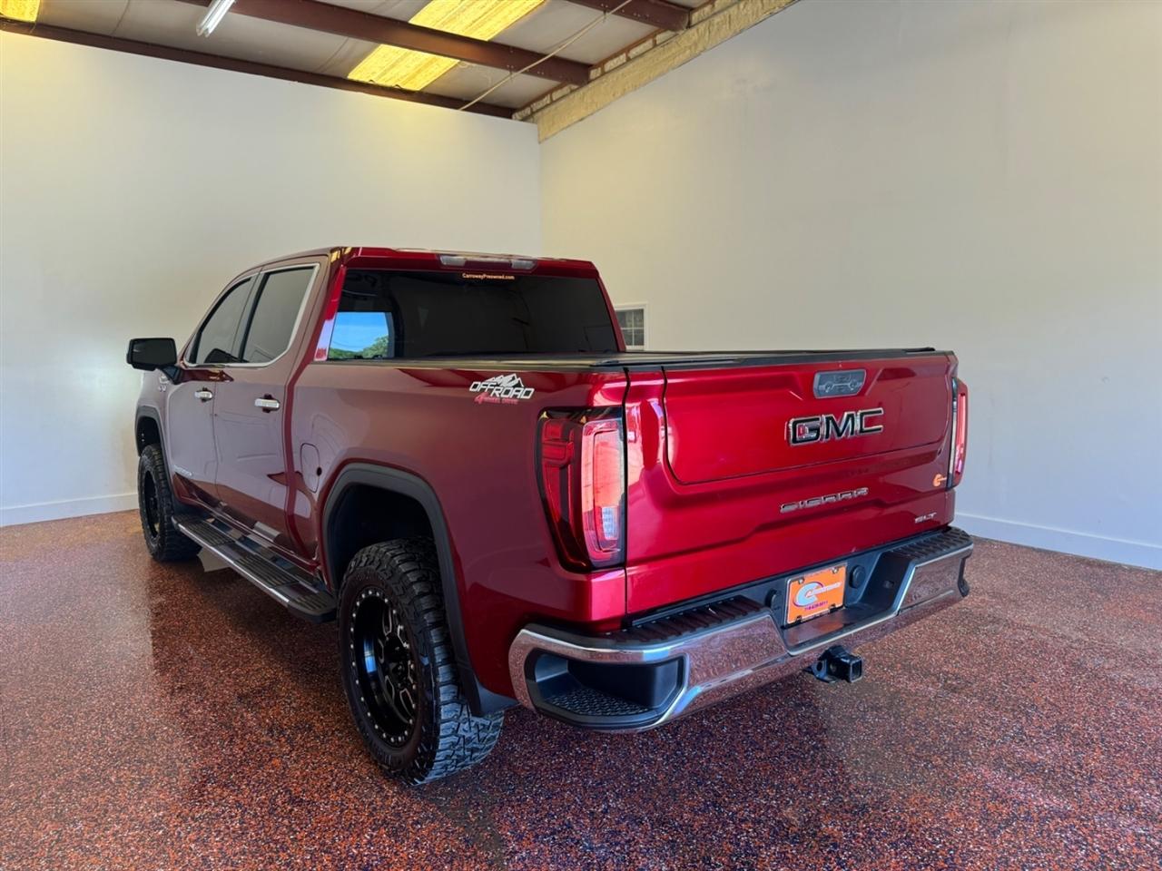 GMC Sierra 1500 4WD Crew Cab 147" SLT 2022
