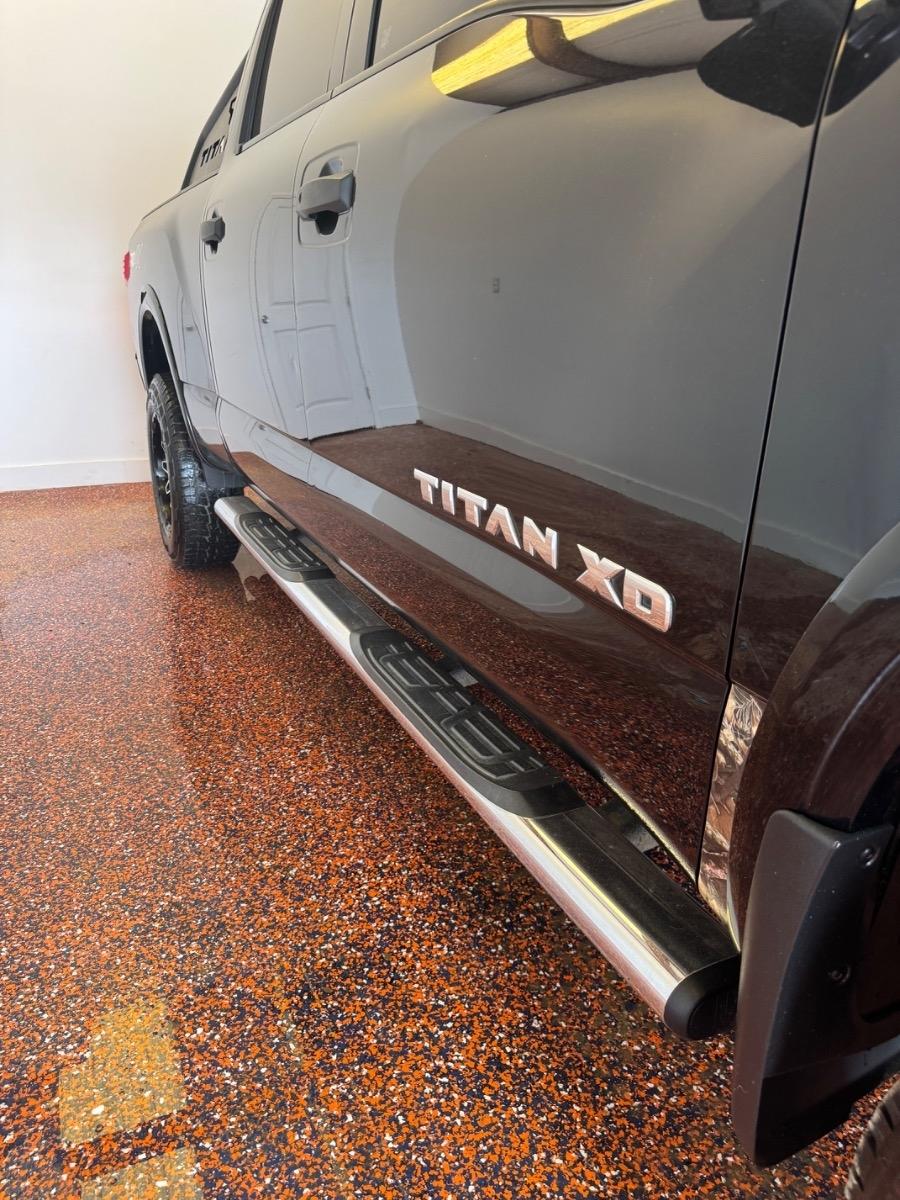 Nissan Titan XD 4x4 Gas Crew Cab PRO-4X 2018