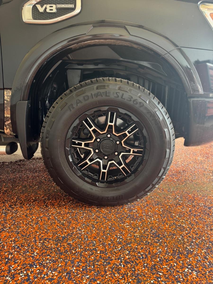 Nissan Titan XD 4x4 Gas Crew Cab PRO-4X 2018