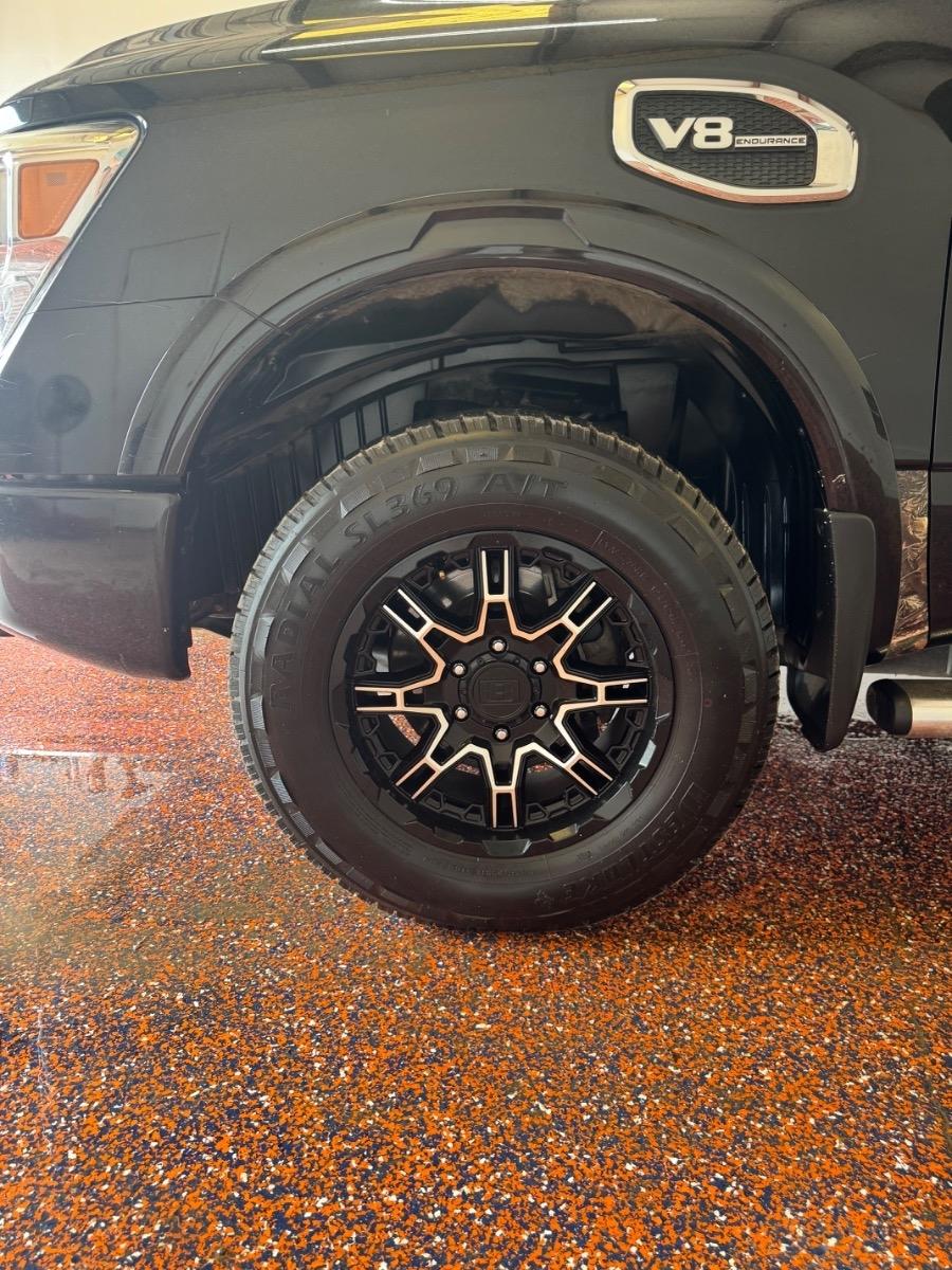 Nissan Titan XD 4x4 Gas Crew Cab PRO-4X 2018