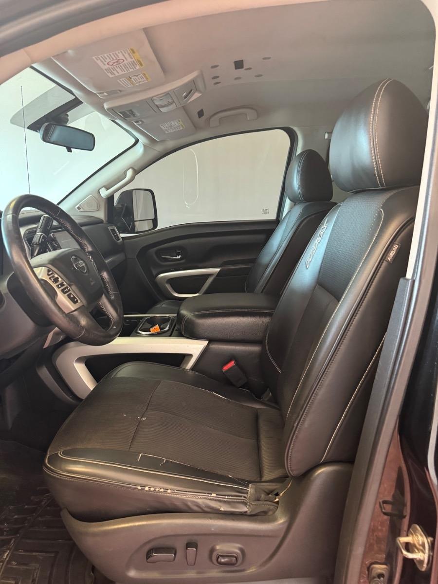Nissan Titan XD 4x4 Gas Crew Cab PRO-4X 2018