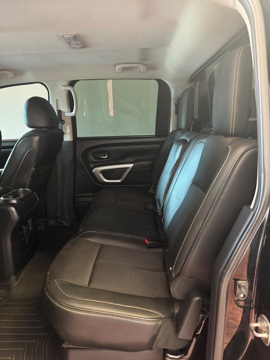 Nissan Titan XD 4x4 Gas Crew Cab PRO-4X 2018