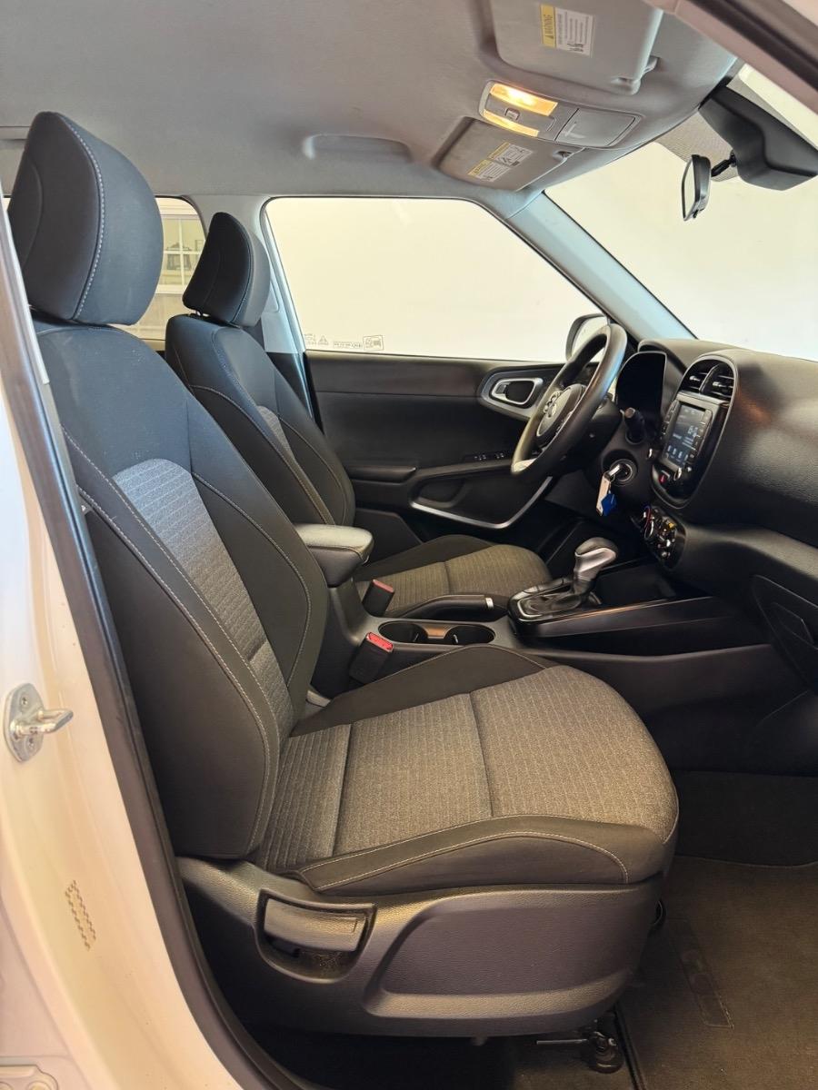 Kia Soul LX IVT 2021