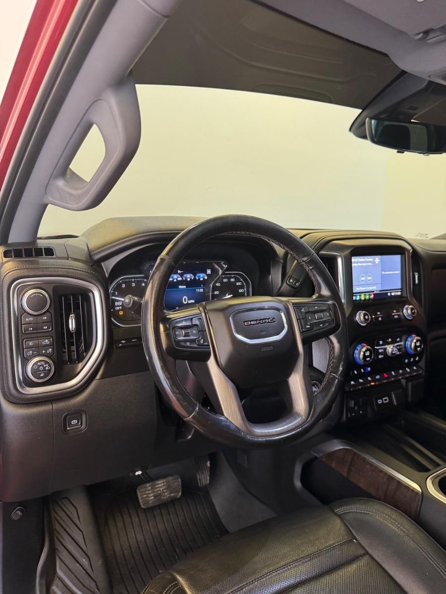 GMC Sierra 1500 4WD Crew Cab 147" Denali 2019