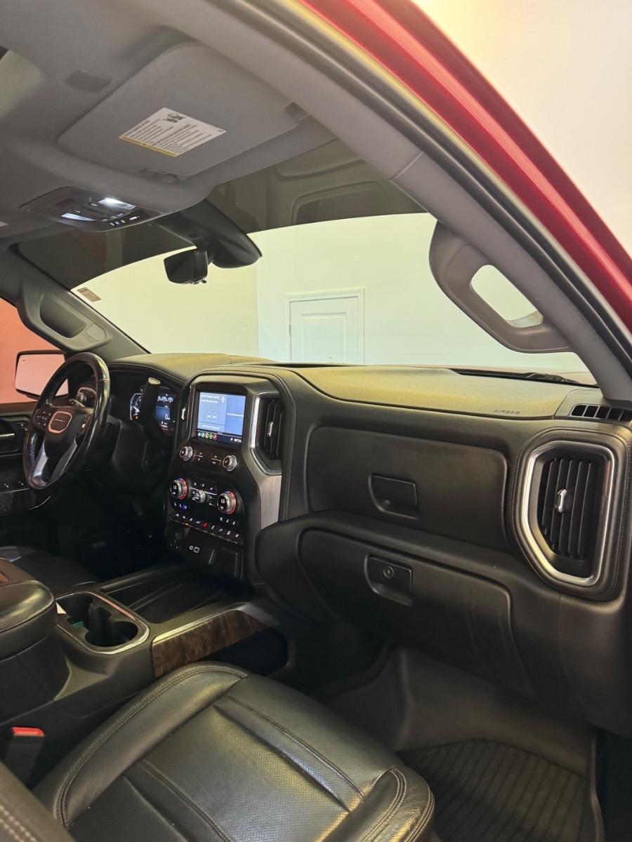 GMC Sierra 1500 4WD Crew Cab 147" Denali 2019